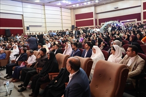 مراسم جشن ازدواج دانشجویی با حضور 15 زوج دانشجو در سالن علامه طباطبایی دانشگاه بناب برگزار شد.